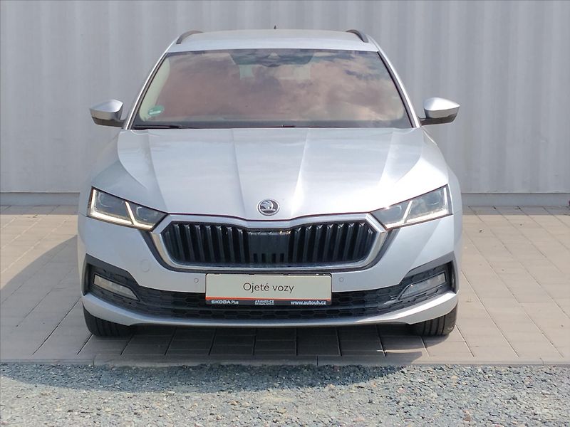 Škoda Octavia 2,0   Ambiente nezávislé topen - fotka 2 z 30