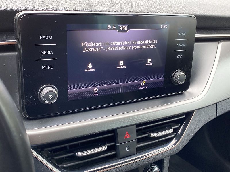 Škoda Scala (2020) 1.5 TSI Style - fotka 18 z 35