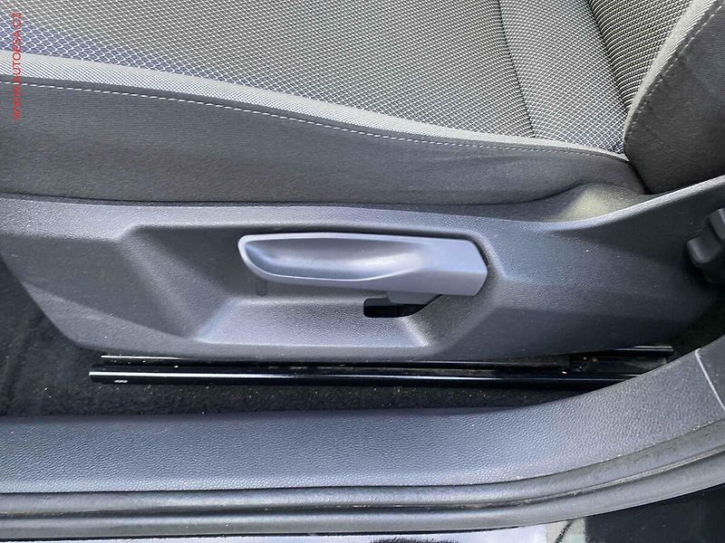 Seat Ibiza (2019) 1.0 TSi, Style, navi - fotka 14 z 16