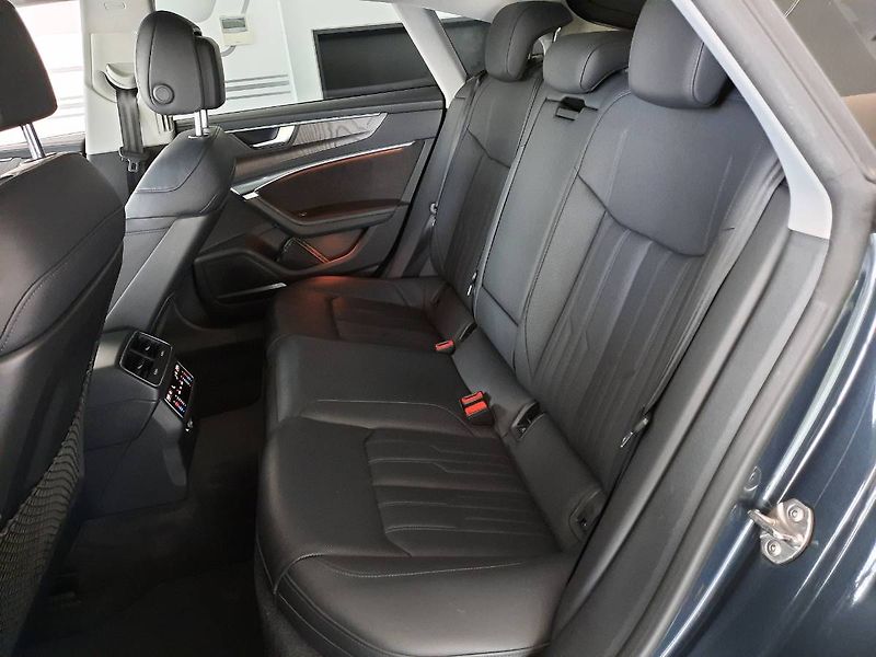 Audi A6 Allroad (2018) 55 TFSI quattro (250kW/340k) S - fotka 9 z 26