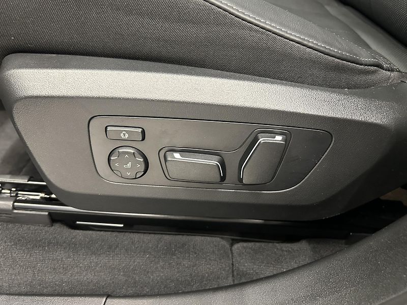 BMW X3 (2025) M50 293KW 4x4 NEZÁVISLÉ TAŽNÉ  - fotka 22 z 48