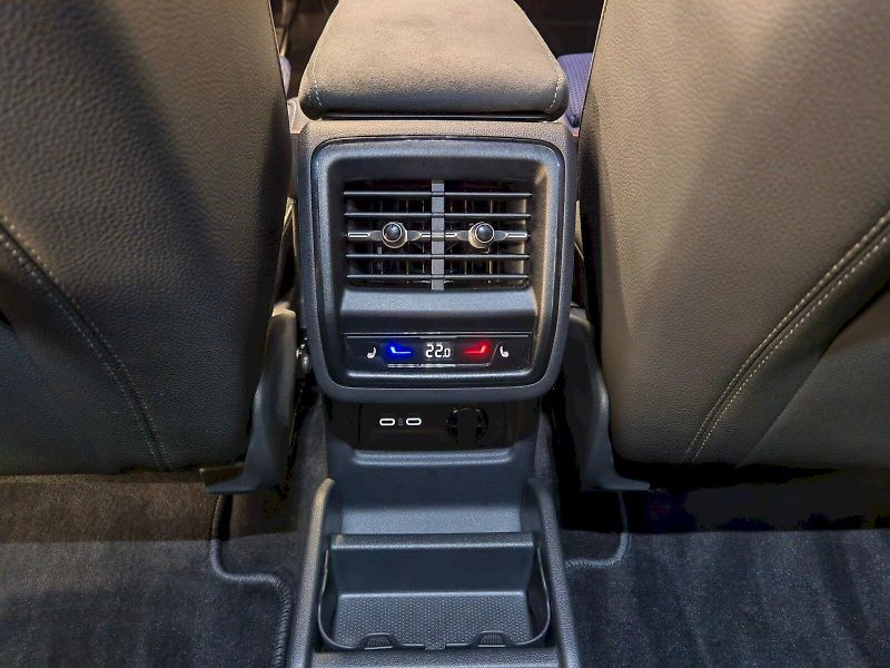 Škoda Kodiaq (2025) iV 1.5 TSI 150 kW DSG Sportlin - fotka 27 z 33