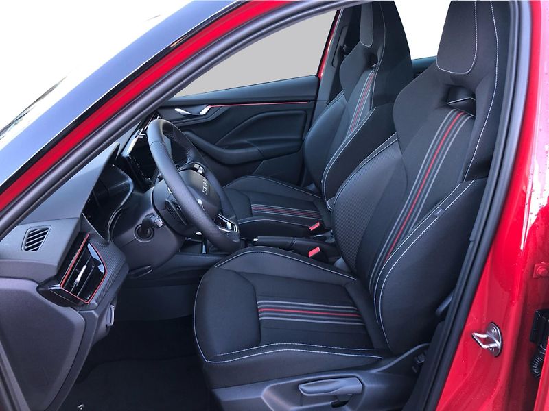 Škoda Kamiq 1,5 TSI M.C, DSG7° - fotka 11 z 29