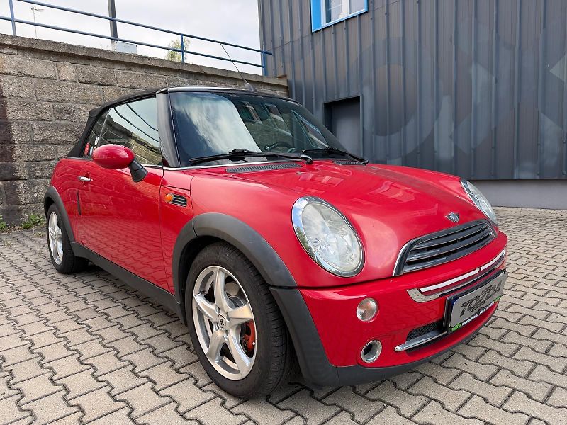 Mini Cooper 1,6i  Cabrio  - fotka 10 z 17