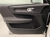 Volvo XC40 T3 KINETIC AUT CZ 1.maj - náhled 7
