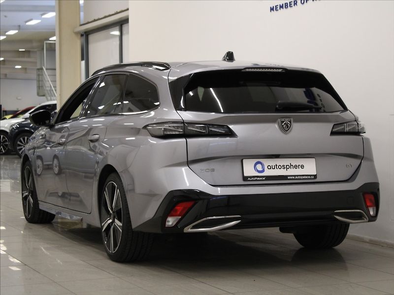 Peugeot 308 1,2 PT 96kW AT GT 29tkm. AKCE - fotka 3 z 25