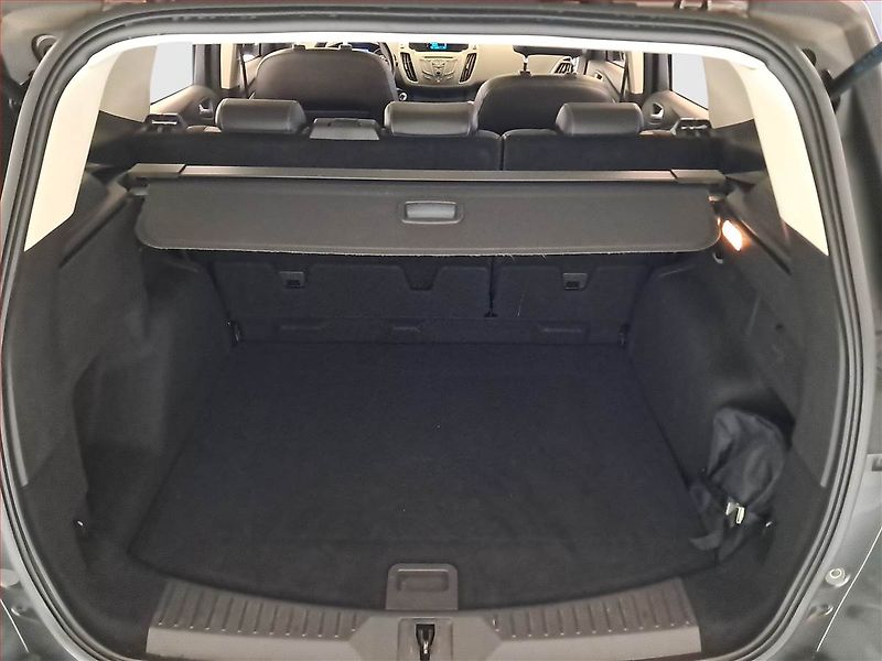 Ford Kuga (2014) 2.0 TDCi, 4X4, Tempomat - fotka 13 z 17