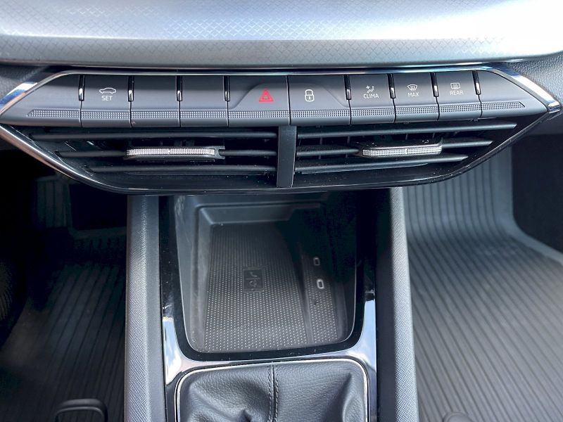 Škoda Octavia (2024) 2.0 TDI 85kW Ambition Plus com - fotka 13 z 34