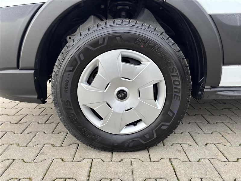 Ford Transit 2,0 EcoBlue 96kW L3 - fotka 9 z 40