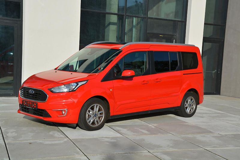 Ford Tourneo Connect (2020) Grand 1.5 TDCI TITANIUM PANORA - fotka 52 z 58