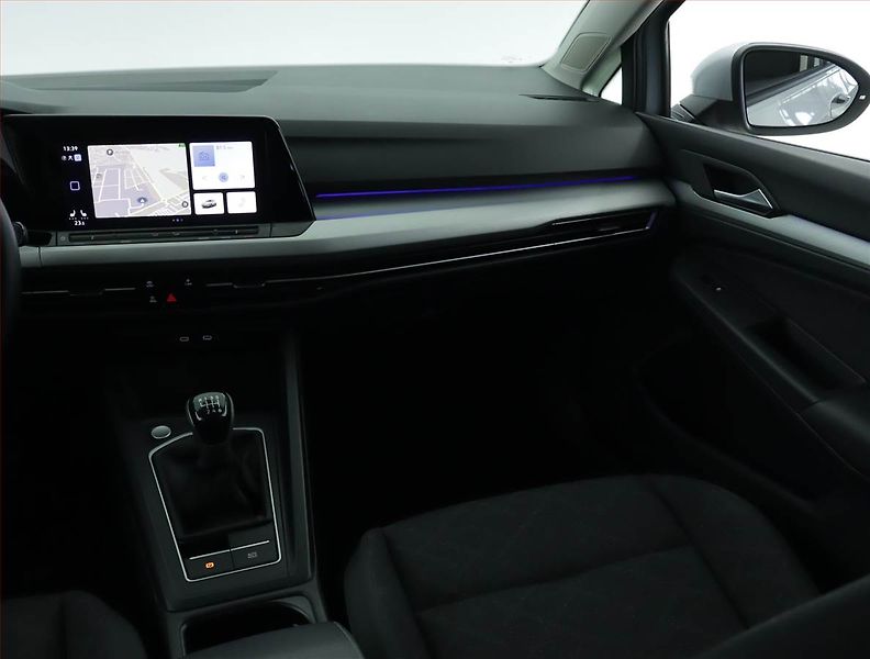 Volkswagen Golf (2022) Life 2.0 TDI, Serv.kniha, Navi - fotka 8 z 15