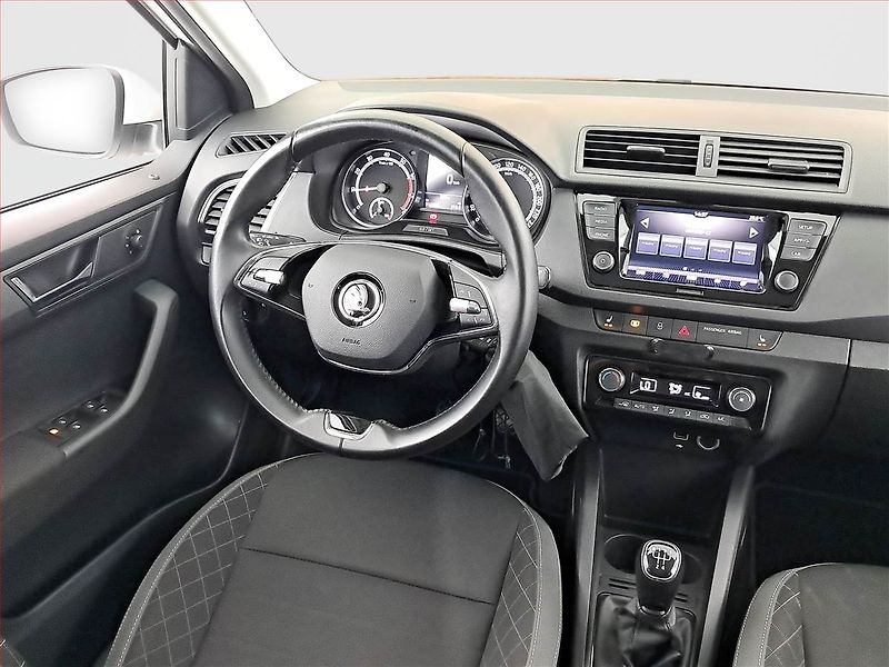 Škoda Fabia (2023) 1.0 TSI, ČR,1.maj, Tempomat - fotka 7 z 18
