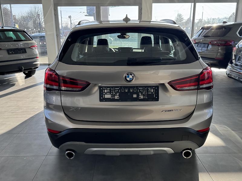BMW X1 (2020) xDrive 18d X-LINE LED NAVI  - fotka 6 z 31