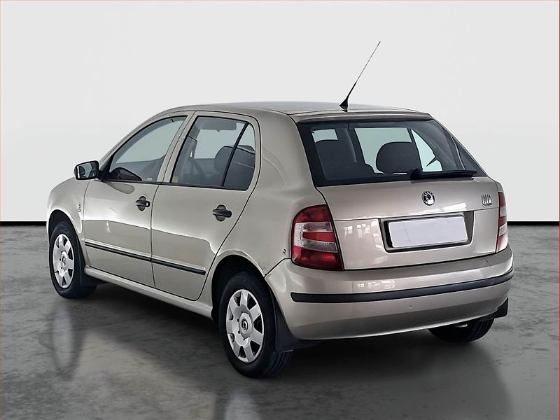 Škoda Fabia (2006) 1.2 12V, po STK, jezdí výborně - fotka 4 z 14