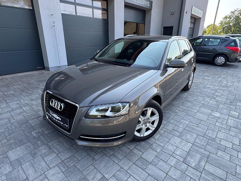 Audi A3 (2010) 1.2 TFSi, servisní kniha - fotka 2 z 33