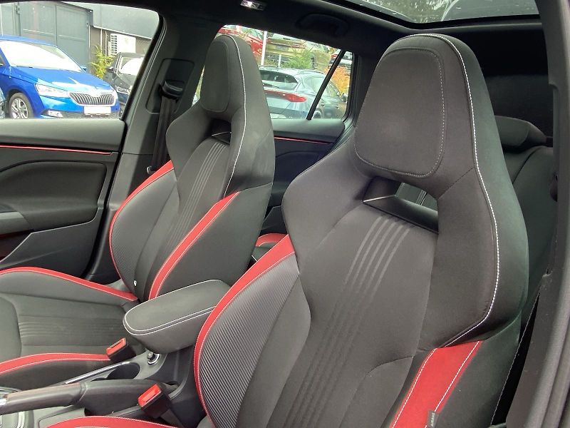 Škoda Kamiq (2022) 1.0 TSI DSG Monte Carlo - fotka 34 z 38
