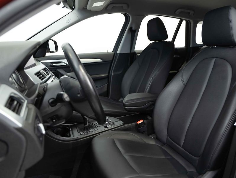 BMW X1 xDrive20i - fotka 18 z 22
