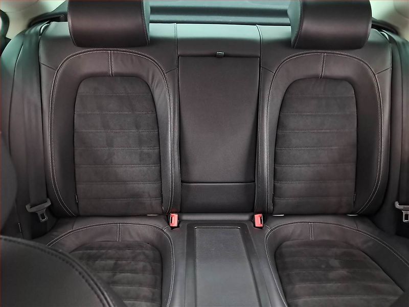 Volkswagen CC (2015) Sportline 2.0 TDI, Automat - fotka 10 z 21