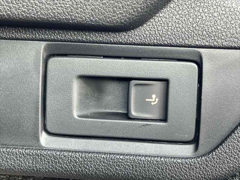 Škoda Octavia 2,0 TDi 85 kW TOP SELECTION  I - fotka 22 z 25