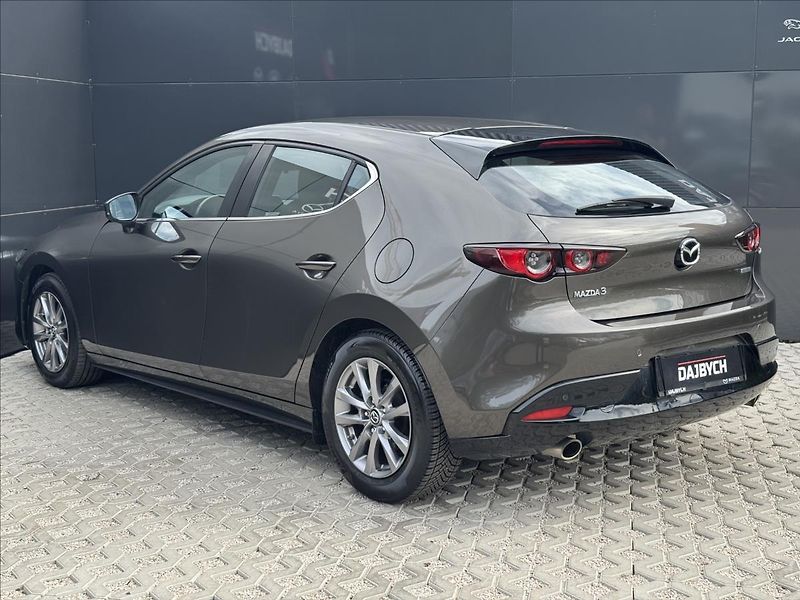 Mazda 3 2,0 Skyactiv-G 90kW AT - fotka 6 z 29