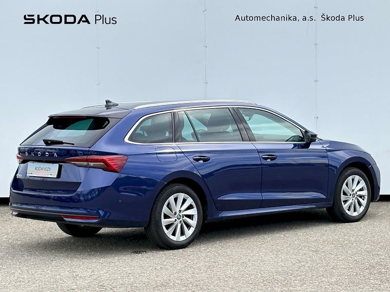 Škoda Octavia (2025) Combi DSG  1.5 TSI M-HEV /  11 - fotka 2 z 30