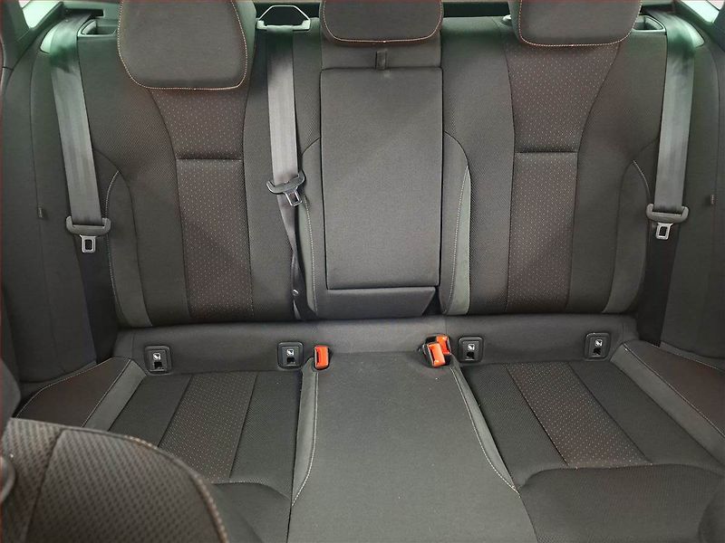 Škoda Kamiq (2023) Scoutline 1.5 TSI - fotka 10 z 22