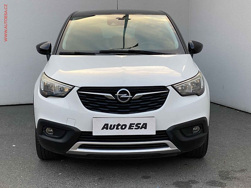 Opel Crossland X (2018) 1.2 T, Innovation, park. - fotka 2 z 18