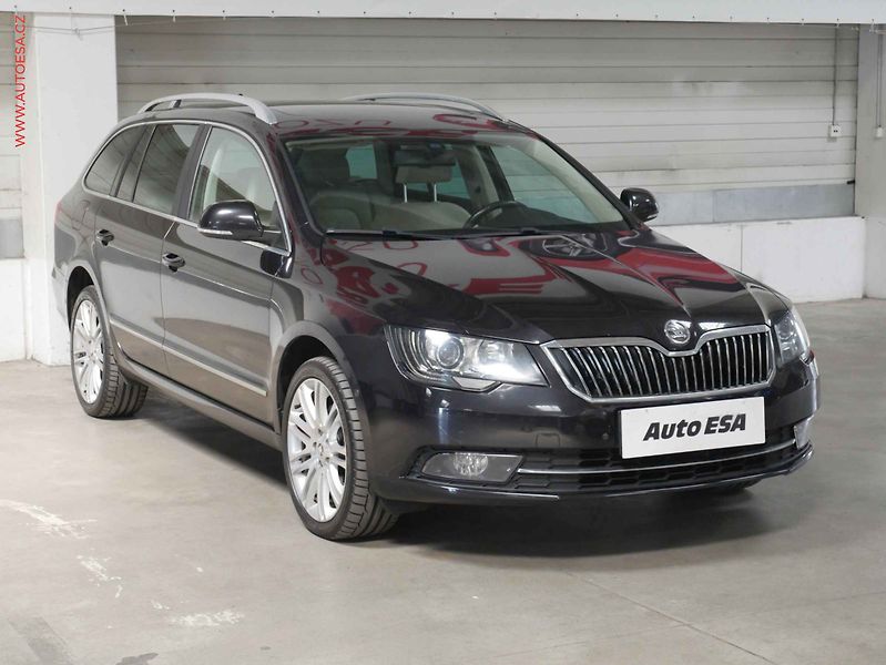 Škoda Superb (2013) 2.0 TDi 4x4, 2.maj, DSG - fotografie inzerátu