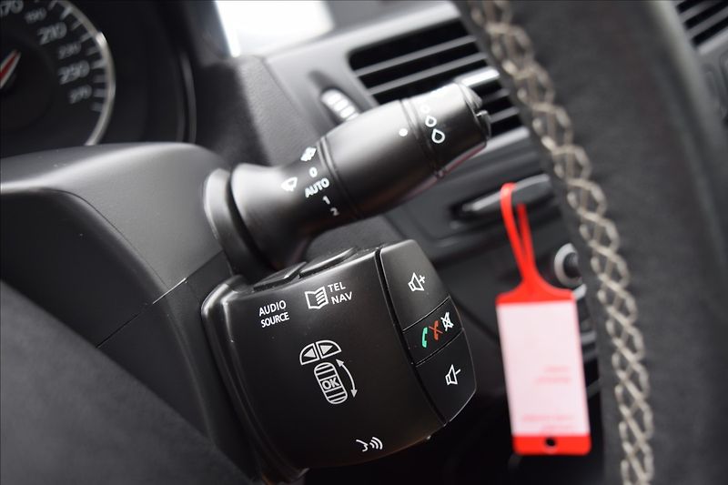 Renault Laguna 2,0 2,0i 150KW DTBG LPG - fotka 25 z 42