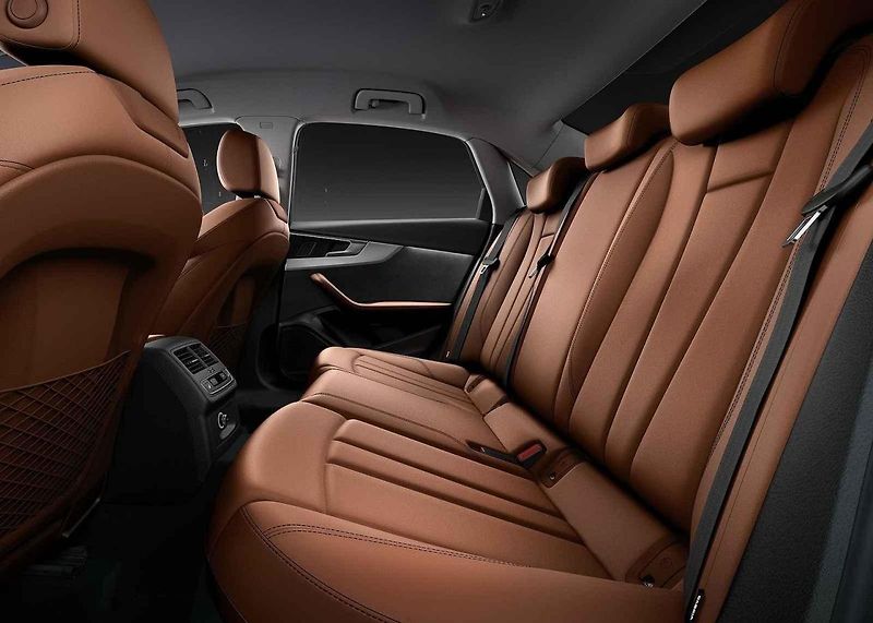 Audi ukázalo i novou verzi S4 Avant s naftovým motorem TDI