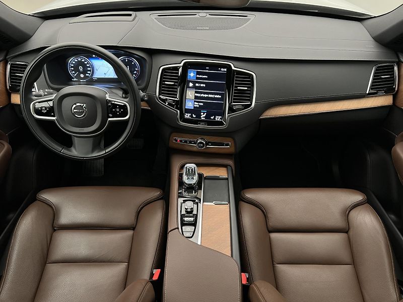 Volvo XC90 B5 AWD INSCRIPTION AUT - fotka 2 z 48
