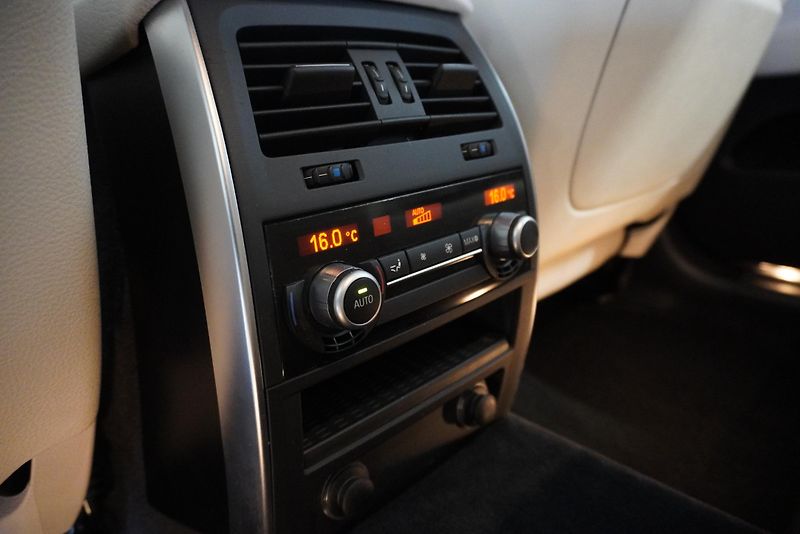 BMW Řada 5 530D 180kW GRANTURISMO XDRIVE - fotka 24 z 36