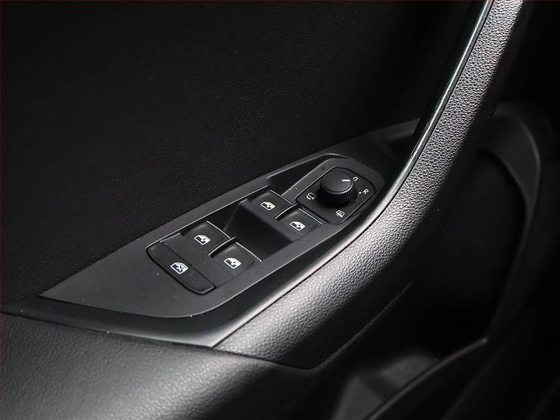 Škoda Karoq (2019) 2.0 TDI - fotka 21 z 22