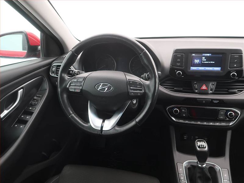 Hyundai i30 (2018) Style 1.0 T-GDI, Tempomat - fotka 7 z 17
