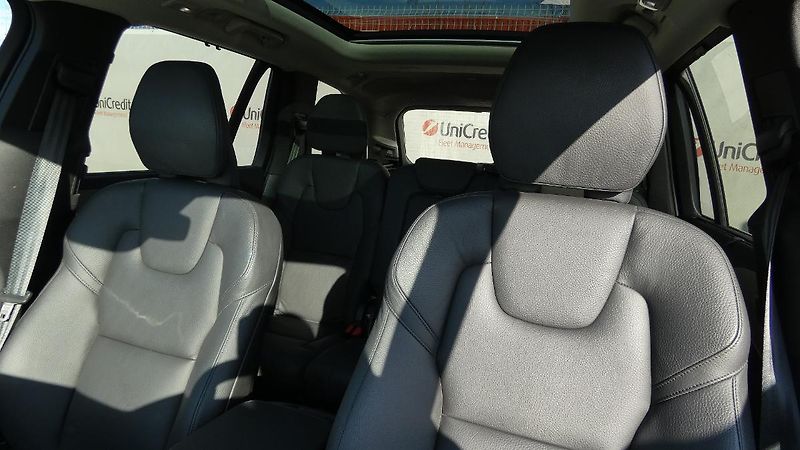 Volvo XC90 B5 AWD Plus Bright 7 míst - fotka 7 z 26