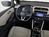Nissan Leaf (2018) 40 kWh, SoH 80%, Automat - náhled 7