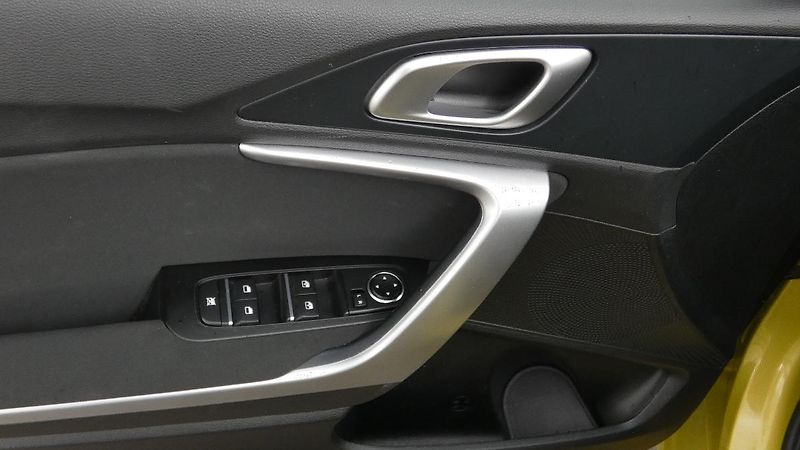 Kia Ceed 1.5 T-GDI Fresh - fotka 9 z 22