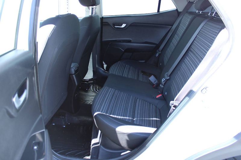 Kia Stonic (2020) 1.2. DPI 61kW manuál - fotka 24 z 30