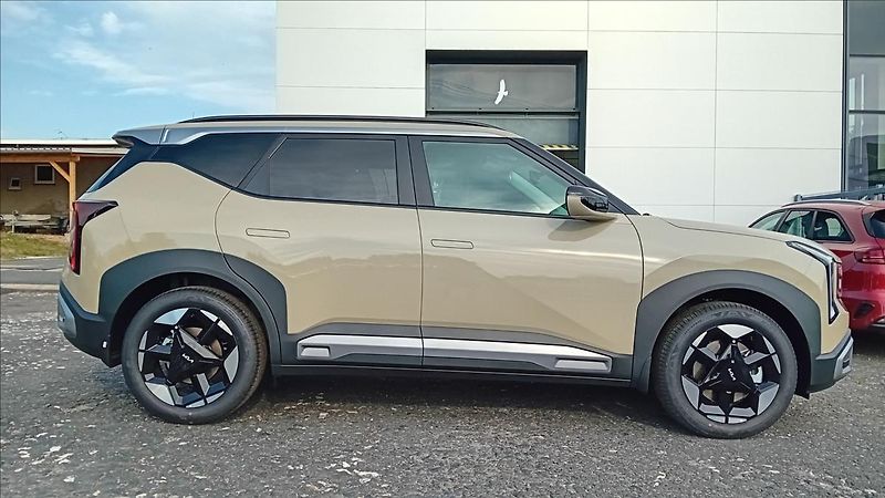 Kia Seltos 1,6 T-GDi 4x2 EXCLUSIVE (2027) - fotka 3 z 7