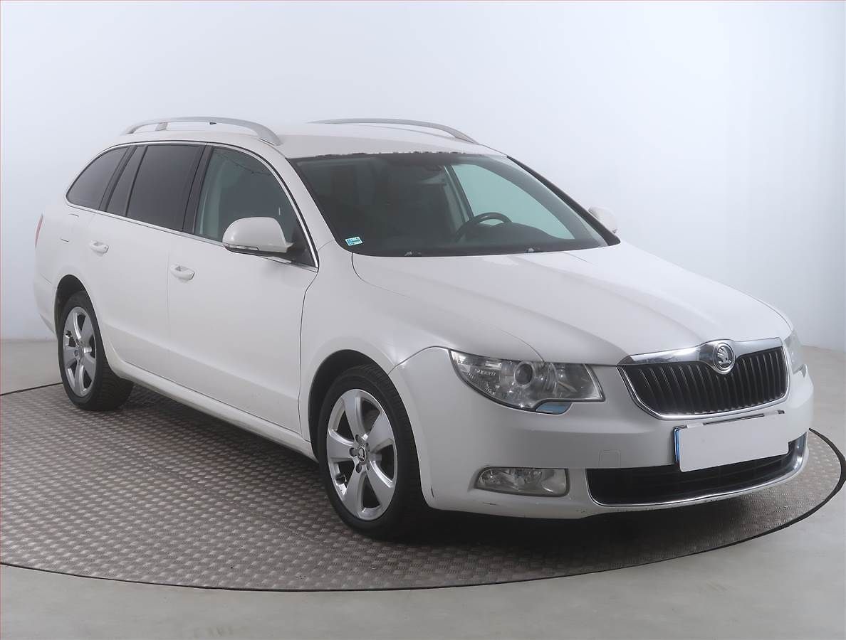 Škoda Superb 2.0 TDI, 4X4, Serv.kniha
