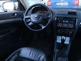 Škoda Octavia (2010) Elegance 1.6 TDI, oblíbený vůz - náhled 6