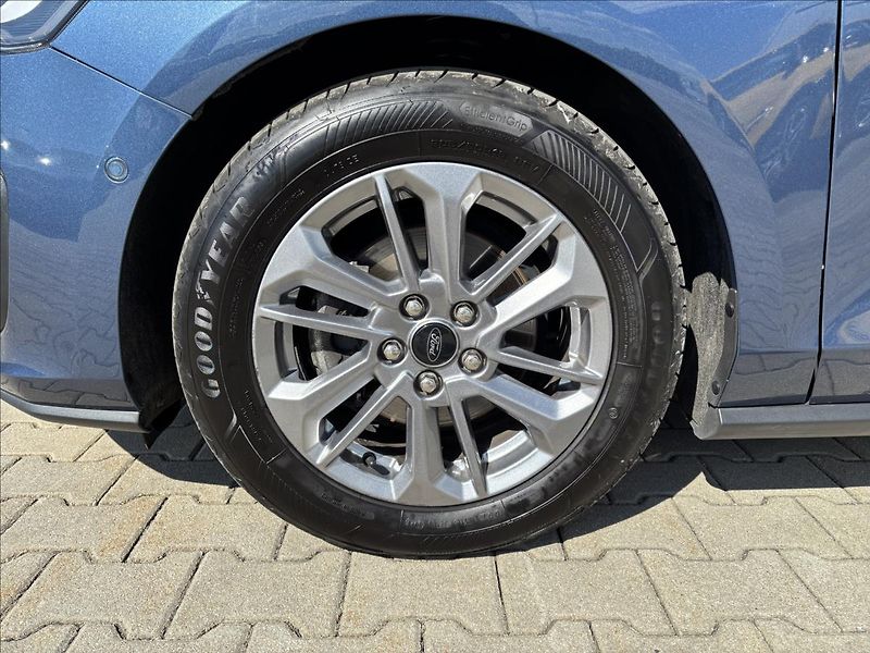 Ford Focus 1,5 EcoBlue 88kW Titanium - fotka 9 z 41