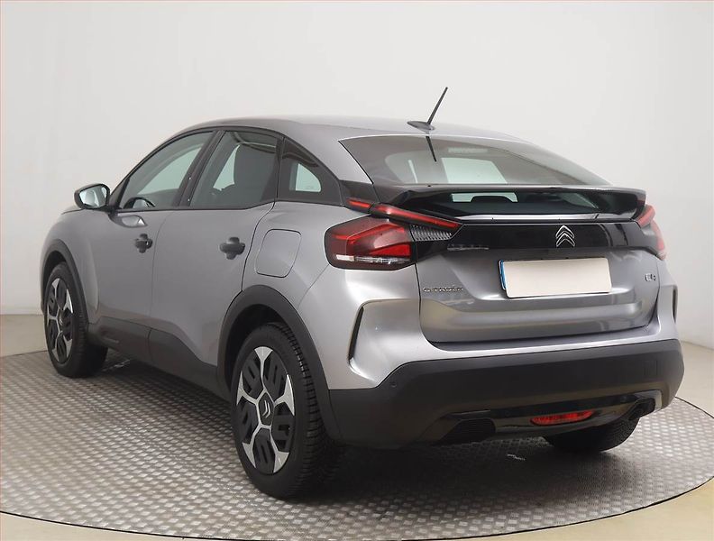 Citroën C4 (2025) 1.2 PureTech, ČR,1.maj - fotka 4 z 16