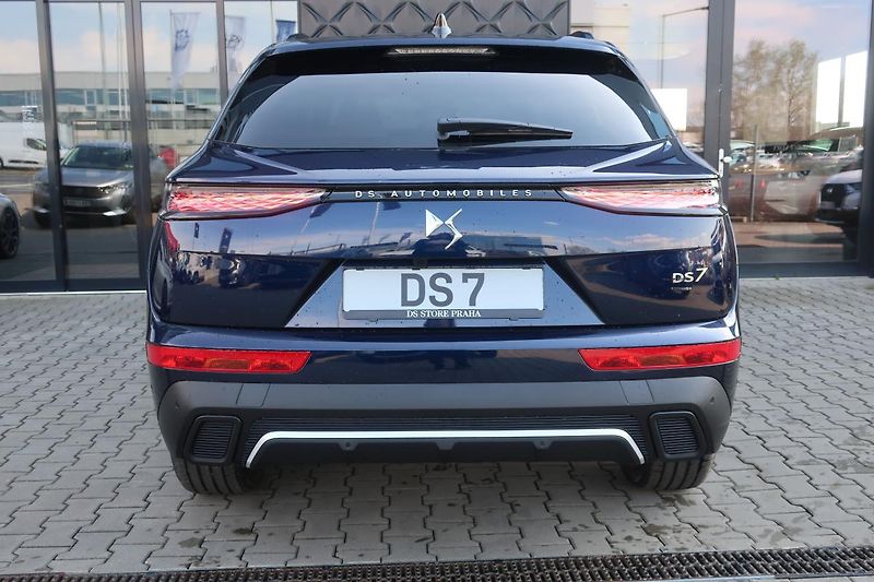 DS Automobiles DS7 (2025) EDITION FRANCE PLUG-IN HYBRID - fotka 11 z 16