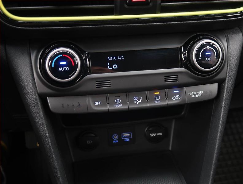 Hyundai Kona (2019) 1.6 T-GDI - fotka 19 z 23