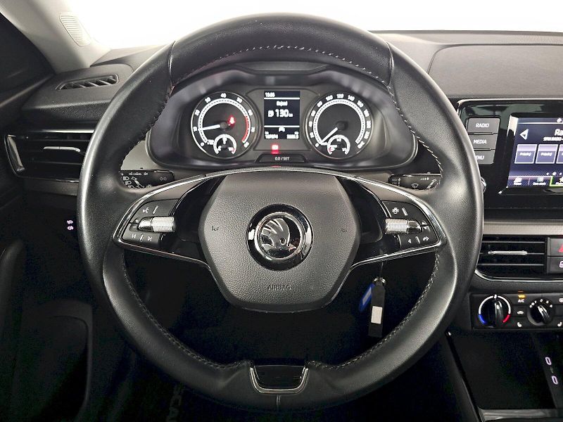 Škoda Scala (2022) 1.0TSI 81kW Ambition - fotka 8 z 27