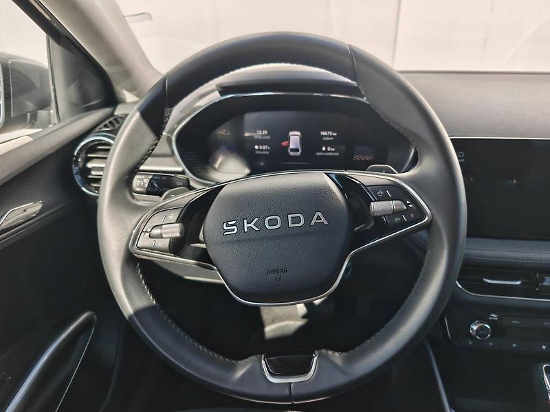 Škoda Fabia Top Selection 7DSG 1,0TSI - fotka 11 z 22