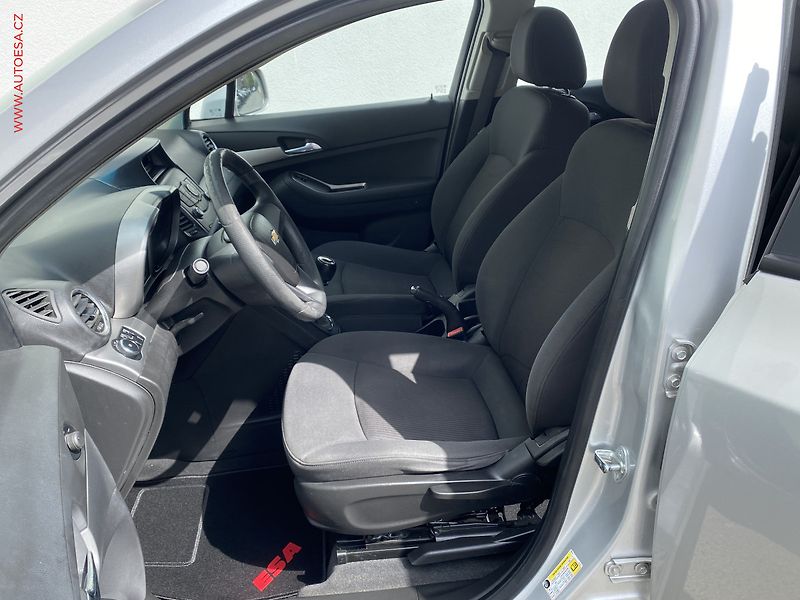 Chevrolet Orlando (2011) 1.8 i, Klima - fotka 9 z 15