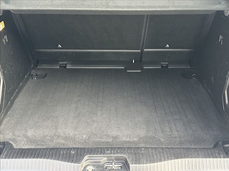 Renault Kangoo 1,3 TCe 102PS  Equilibre - fotka 39 z 51