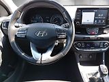 Hyundai i30 (2017) 1,6 CRDi 81 kW STYLE - náhled 15